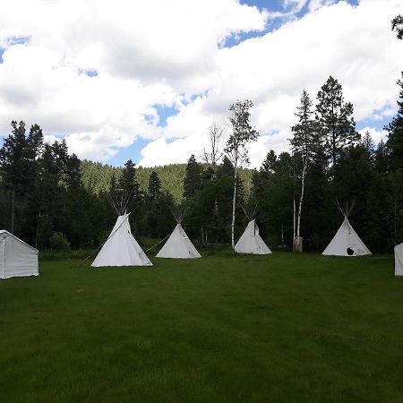Lonesome Dove Ranch Bed & Breakfast Kalispell Exterior photo