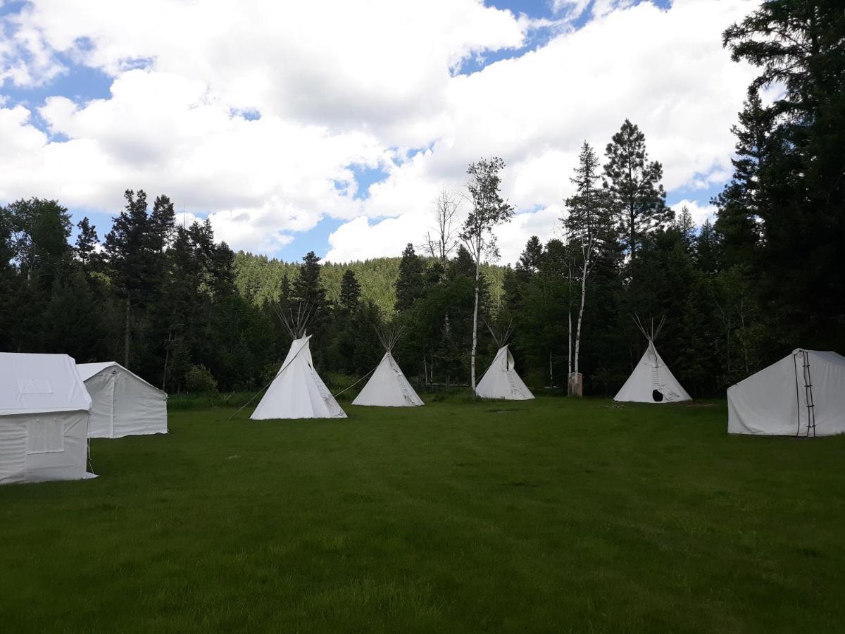 Lonesome Dove Ranch Bed & Breakfast Kalispell Exterior photo