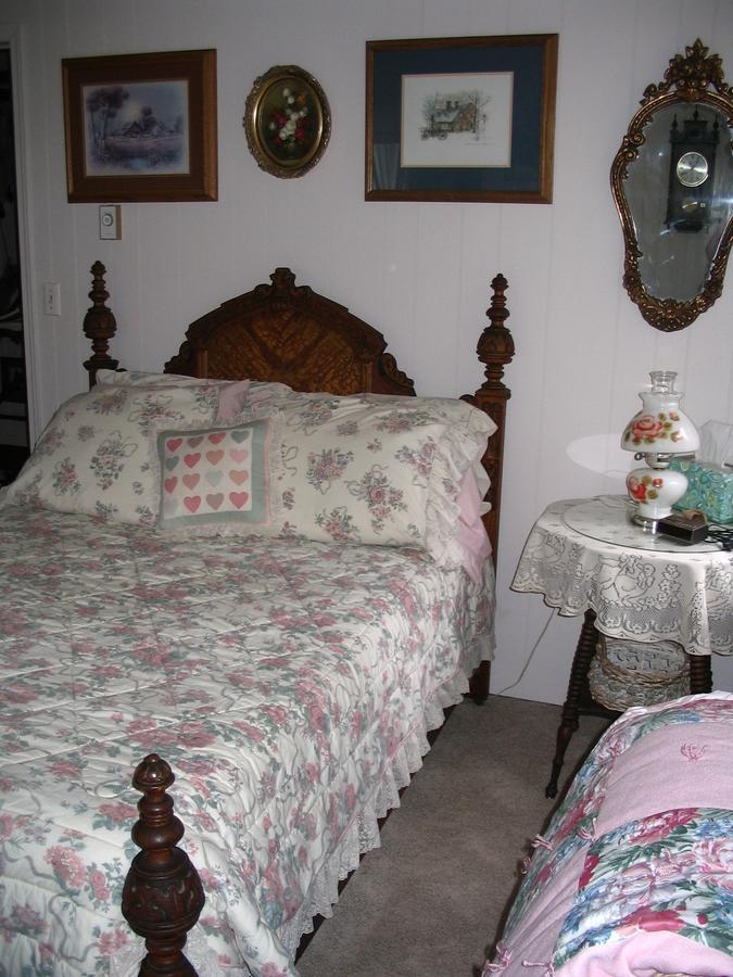 Lonesome Dove Ranch Bed & Breakfast Kalispell Room photo