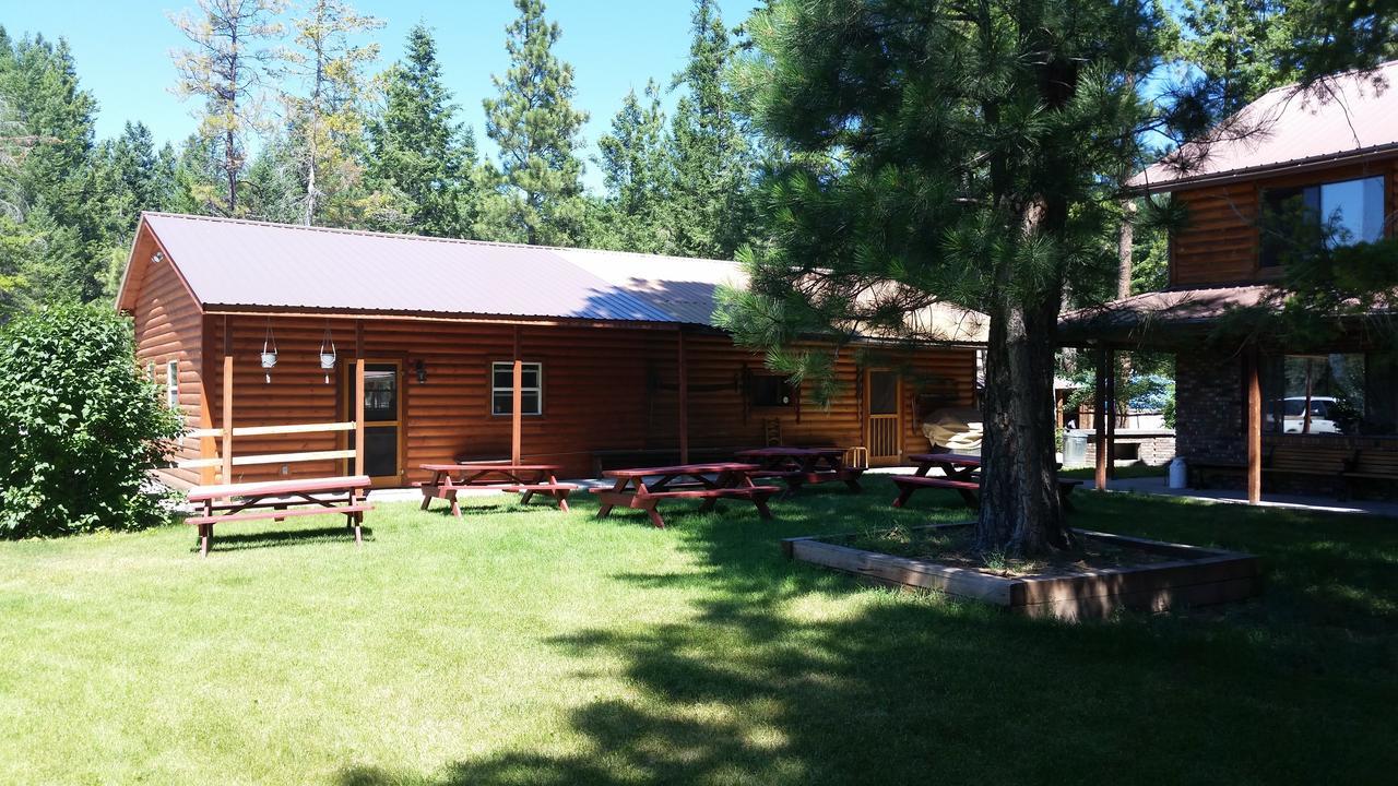 Lonesome Dove Ranch Bed & Breakfast Kalispell Exterior photo